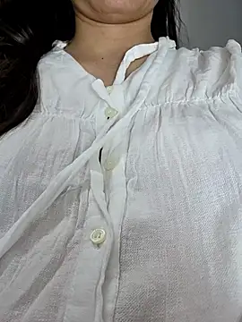 HinaLovely live sex cam