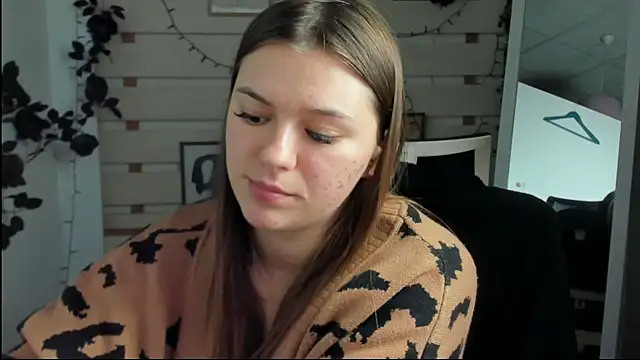 Josephine_Kiss webcam