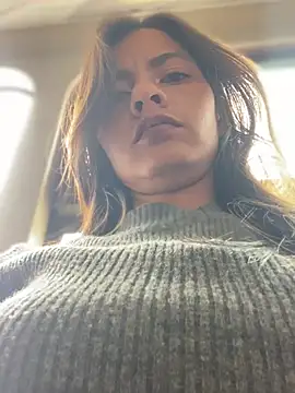 Webcam Model (Esperanza_GS)  is live.Free join now!