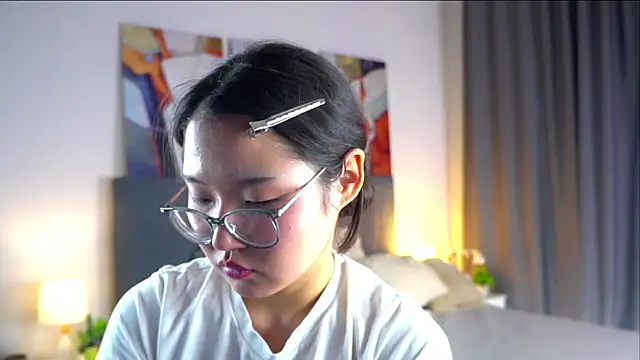 anonymous videochat NelleMihalko