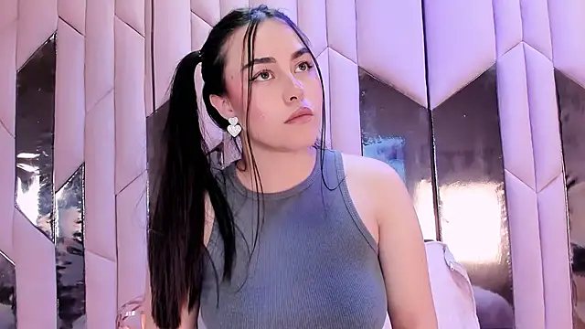 HannaCollins_ webcam