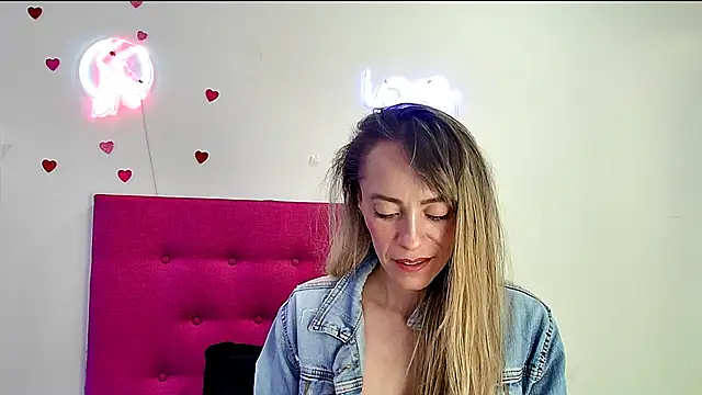 Lorena_sweet33 webcam