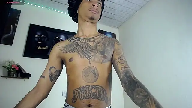 Tatoo_Noah webcam