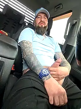 beardedtattood (Ask my age) - Pants off