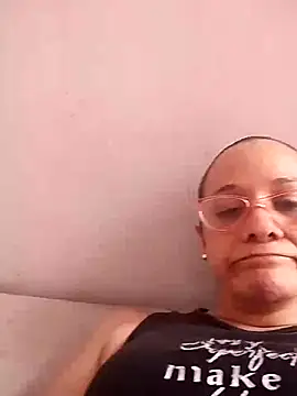 nicolle_milf1978 webcam