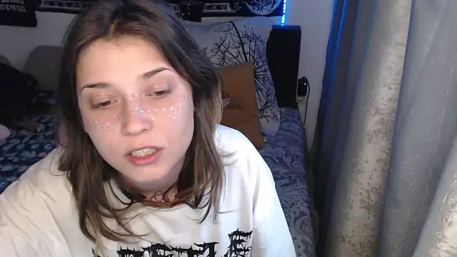 AlienforTwenty webcam