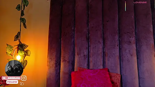 angelicaa_garcia webcam