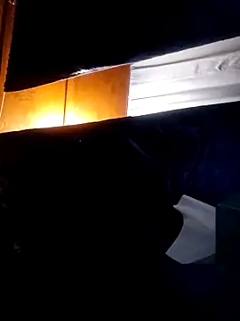 UncutHammer69 webcam