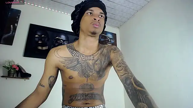 Tatoo_Noah webcam