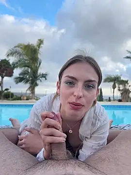 MrAndMrsSavage live sex cam