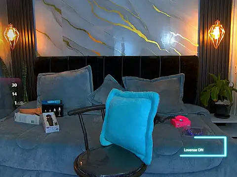 Dark_Dominika webcam