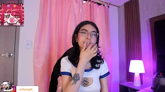 Molly_A webcam
