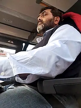 necroforo (M mature) - Fare vedere il cazzo