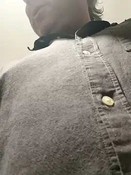 saysomething3 (Ask my age) - Show boobs neighbor