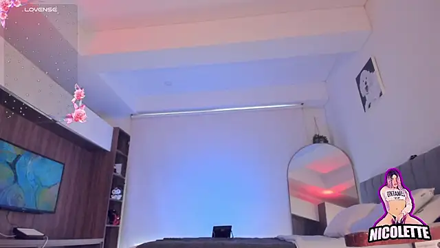 nicolette_tay webcam