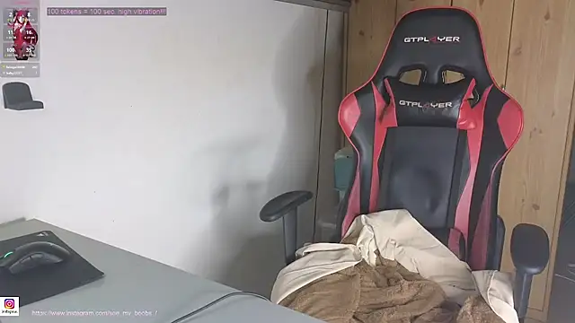 See_my_Boobs_ webcam