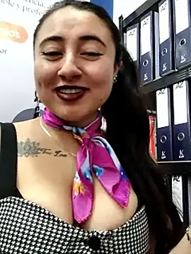 _Sarah-Office1 webcam