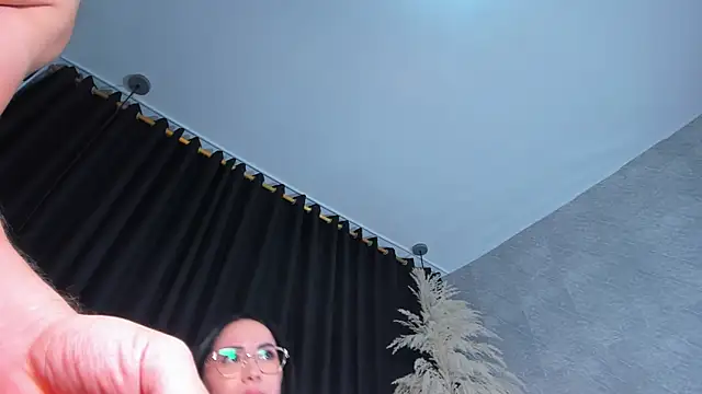 madisonyeduar_ webcam