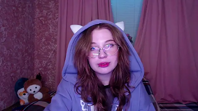 HoneyTangerine webcam