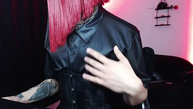 april_simons2 webcam