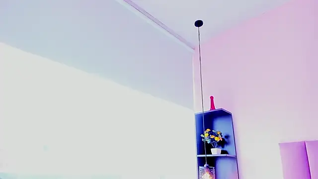 violet_myerrs webcam