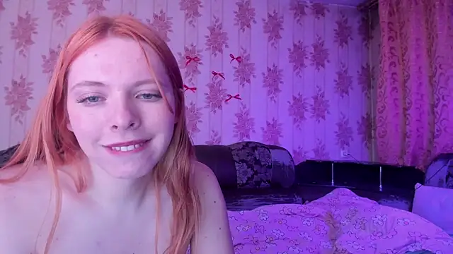 Cutie_Bambi webcam