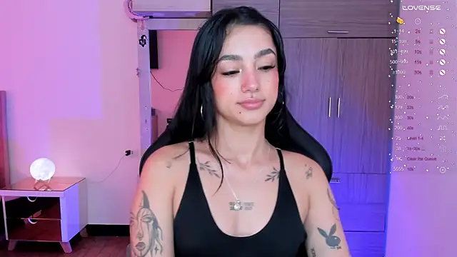 Lizzie_corner_v webcam