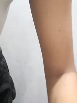 Your_Ayesha56 webcam