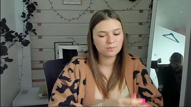 Josephine_Kiss webcam