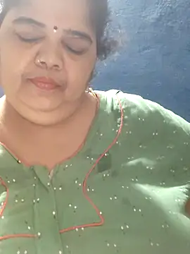 tamilthanushri webcam