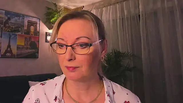 vanessa_chat - Vanessa_chat's free webcam - UK Sex Cams