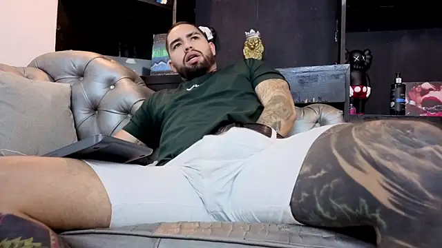 matteosantos live sex cam