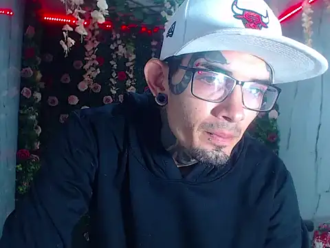 Boy_tatto77 webcam
