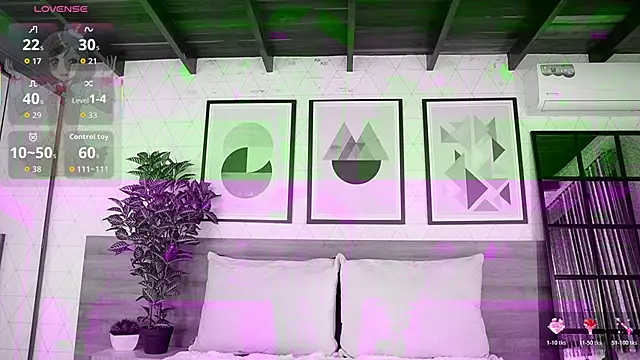 VictoriaShelby webcam