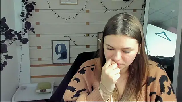 Josephine_Kiss webcam