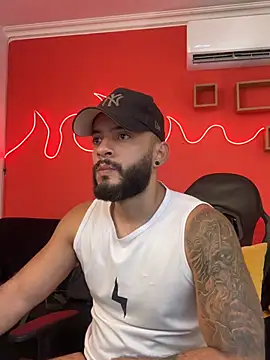 mike_savage3 (M young) - Flex show glow with oil my muscles