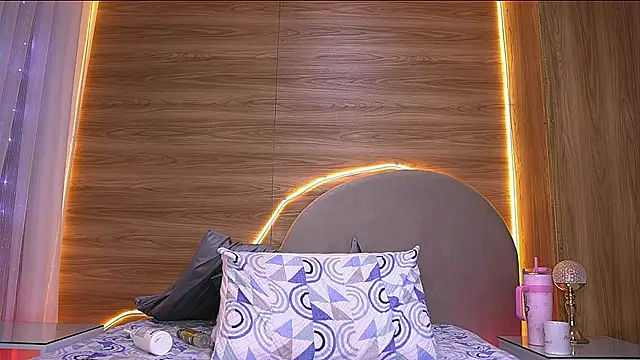 alexaa_walker webcam