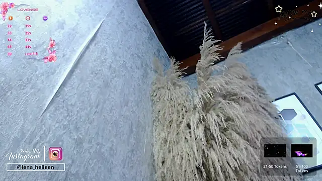 Lena_helleen live sex cam