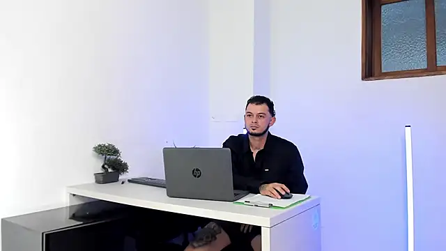 GaelyCoral live sex cam