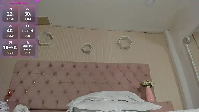 CatalinaMartinezz_ webcam