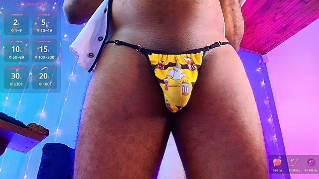 LOGAN_ADAMS27 webcam