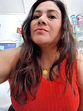 roxanasexy2025 webcam