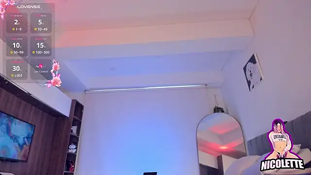 nicolette_tay webcam