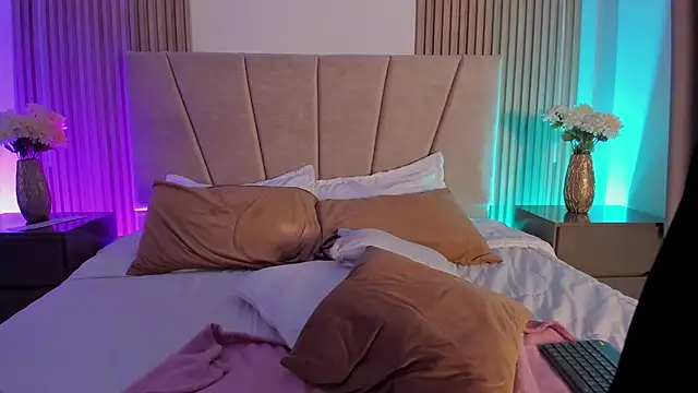 Victoria_Beaumont webcam