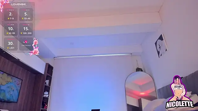nicolette_tay webcam