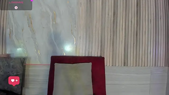 BriannaChelsea webcam