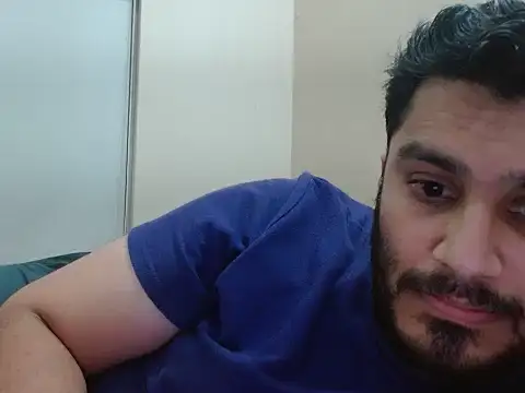 robintoit - Robintoit's free webcam - UK Sex Cams