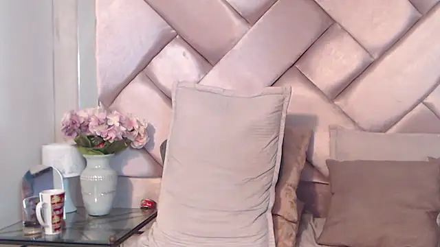 Ashleyroberst webcam