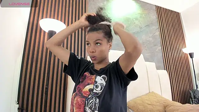 catiusca_reyes_03 webcam