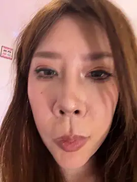 美女qianhan_x在线直播